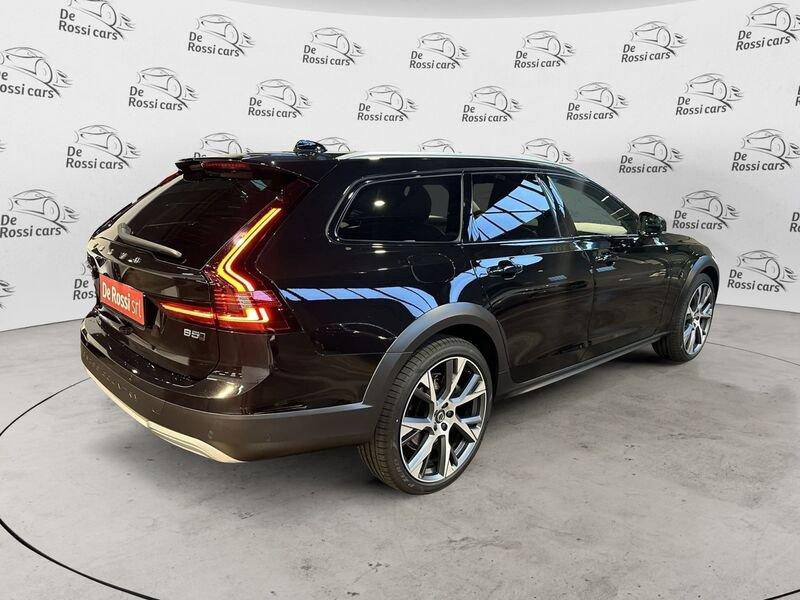 Volvo V90 Cross Country B5 (d) AWD automatico Ultimate
