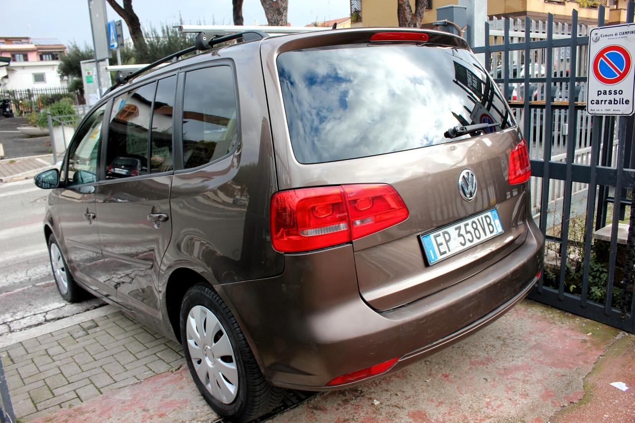 Volkswagen Touran 7 POSTI 1.6 TDI 105 CV AUTOMATICA GARANZIA 12 MESI