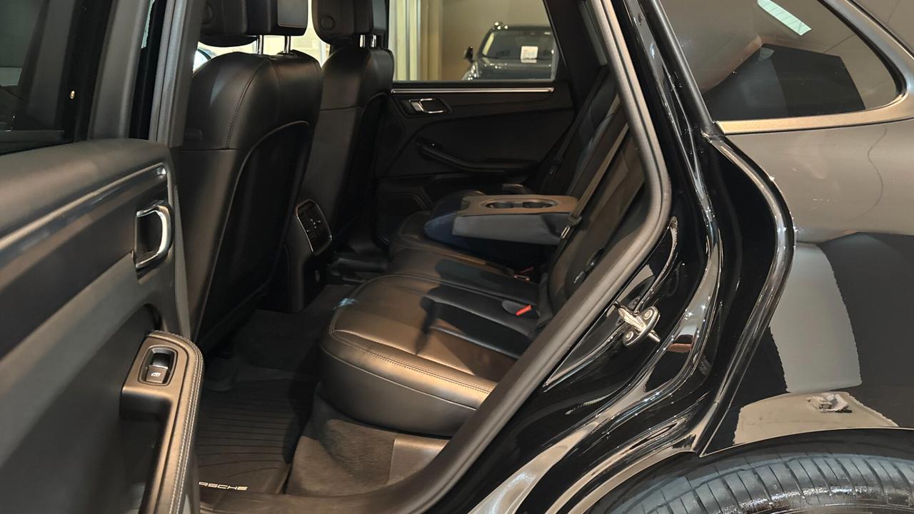 Porsche Macan 2.0 252CV - 2018