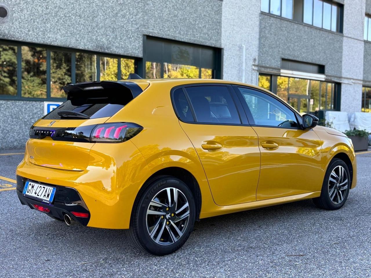 Peugeot 208 PureTech 100 Stop&Start EAT8 5 porte Active Pack