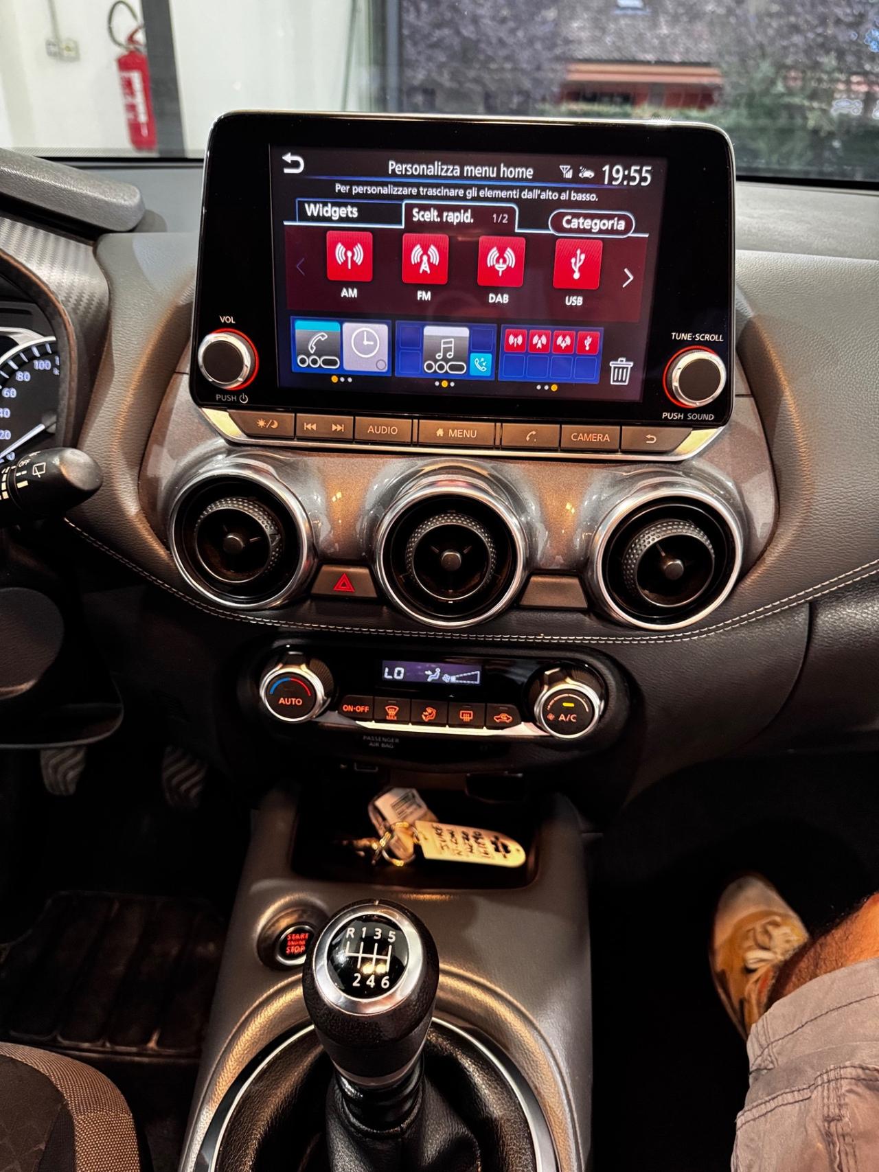 Nissan Juke 1.0 DIG-T 114 CV Tekna
