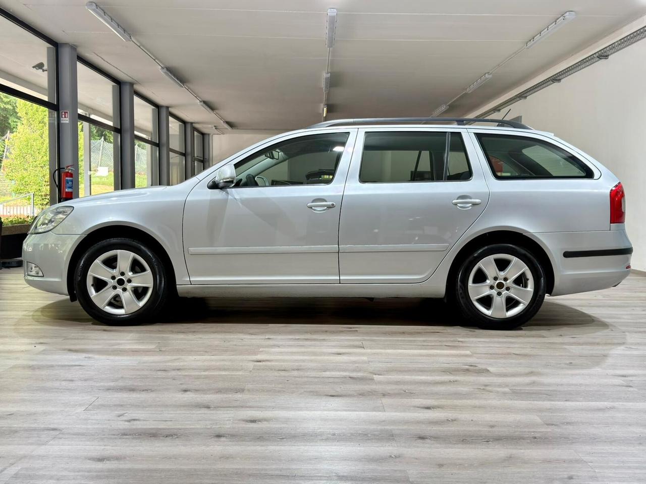 SKODA OCTAVIA 1.6TDI 105cv 1PROPRIETARIO