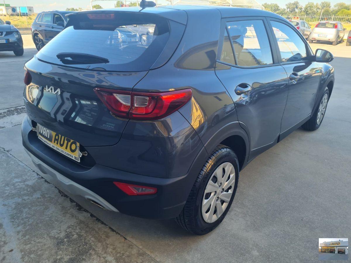KIA Stonic 1.2 Benzina-Neopatentati-Anno 2022
