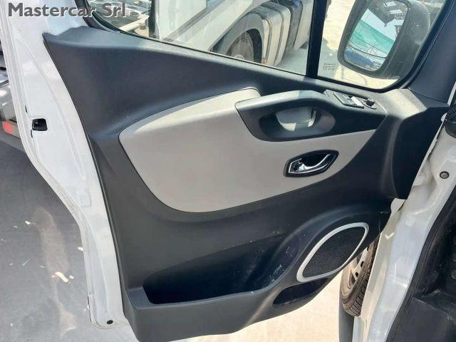 RENAULT Trafic T29 1.6 DCI 125CV SeS ICE 6 posti N1 - FT780AN