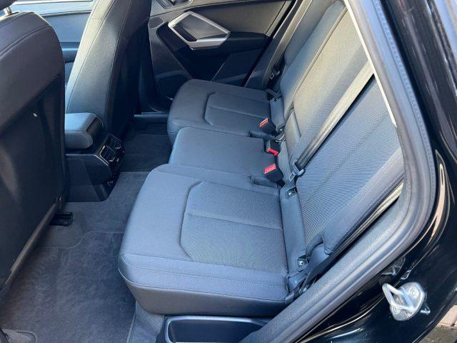 AUDI Q3 2.0 TDI 150 S tronic S line edition