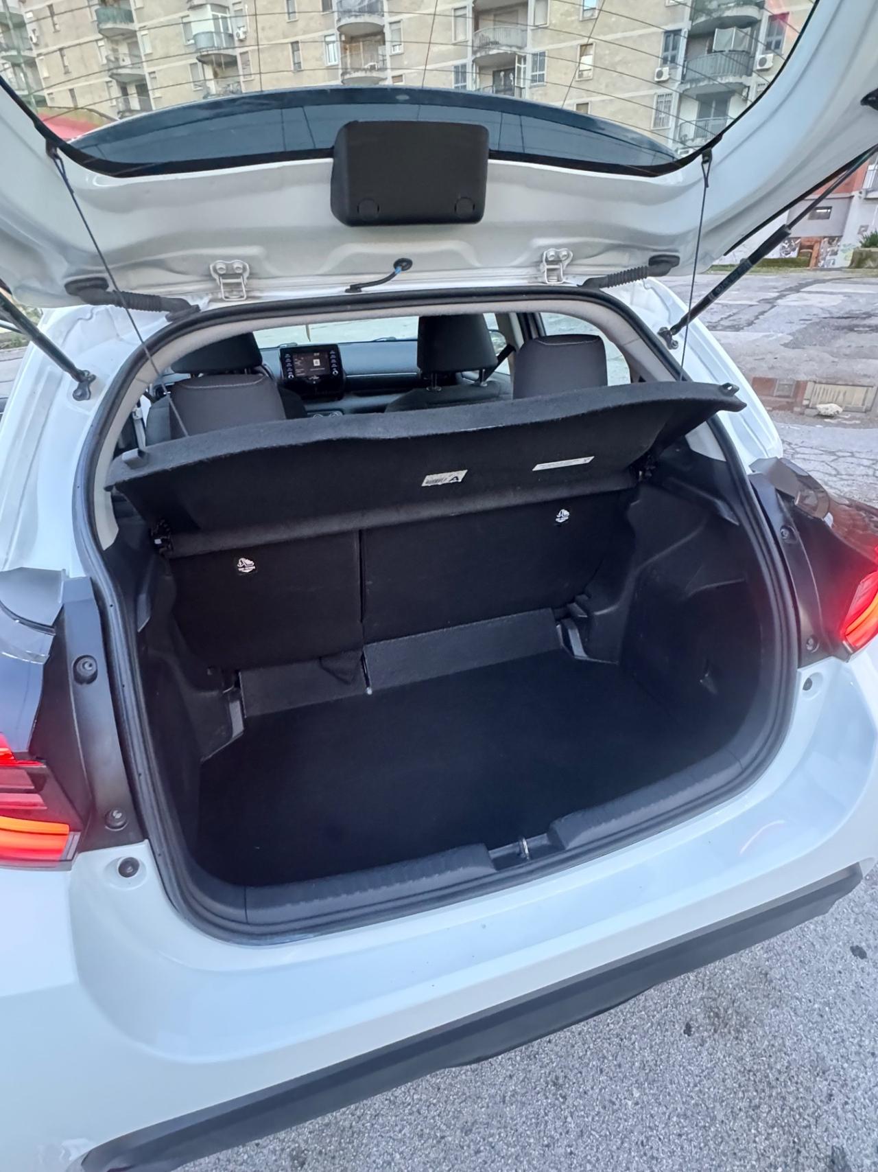 Toyota Yaris 1.0 5 porte Trend