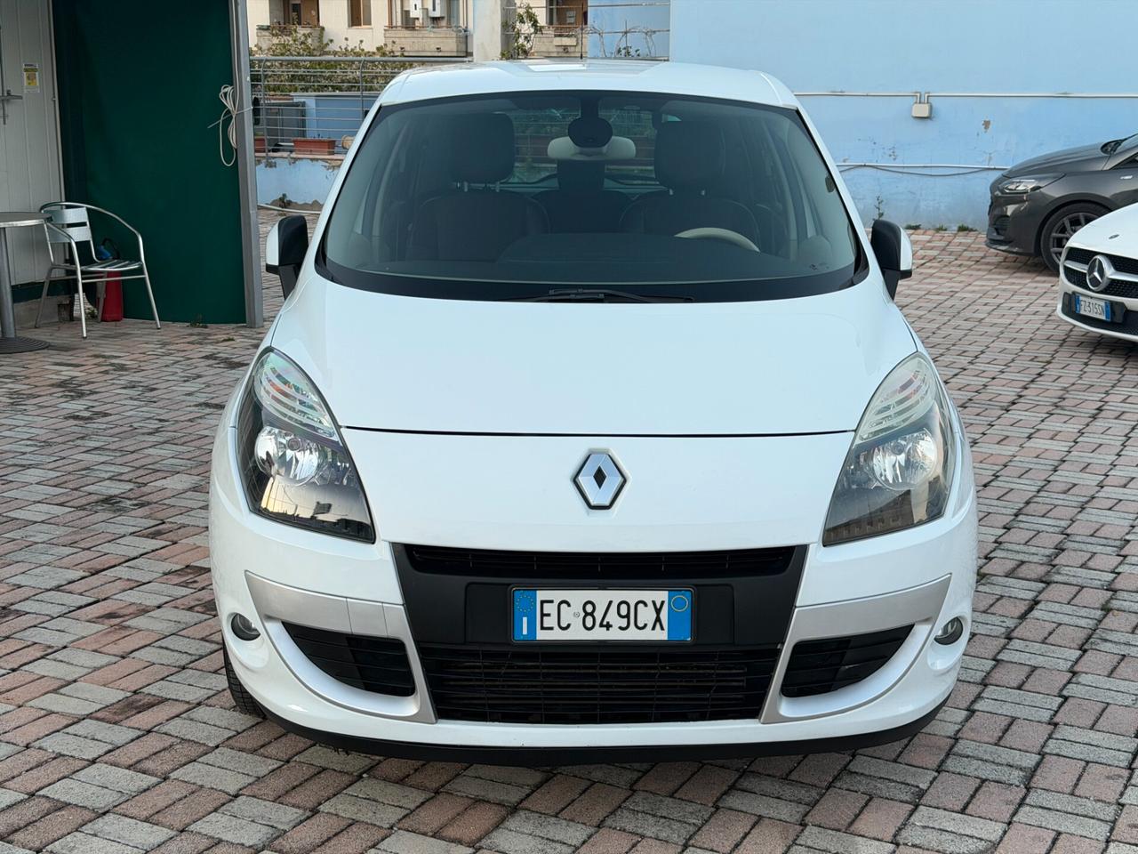 Scénic 2.0 dCi 150CV Proactive Luxe (automatica)