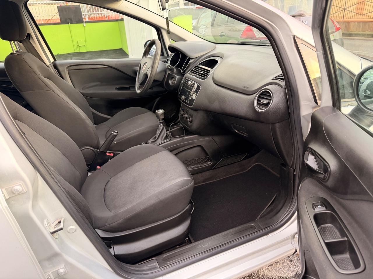 Fiat Punto STREET 1.2 8V km 140.000 Anno 2015