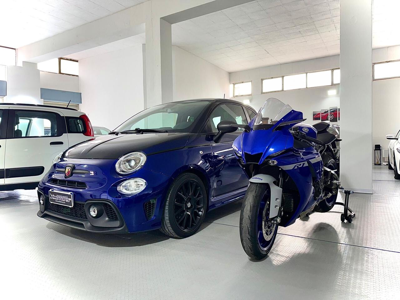 Abarth 595 1.4 Turbo T-Jet 165 CV Monster Energy Yamaha