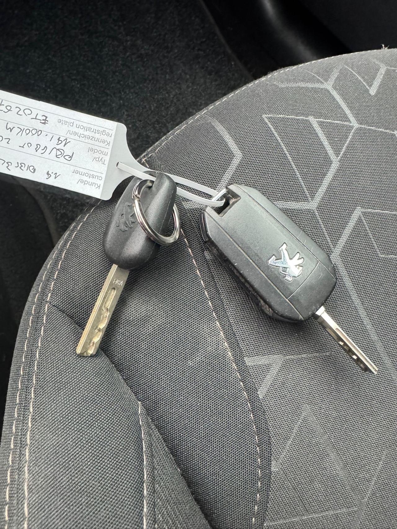 Peugeot 2008 1.4 HDi 68CV Active