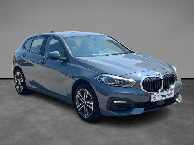 BMW 118 i 5p. Business Advantage