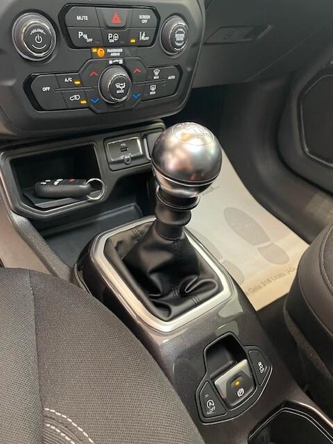 Jeep Renegade 1.6 Mjt 130 CV S Black Edition/Pano