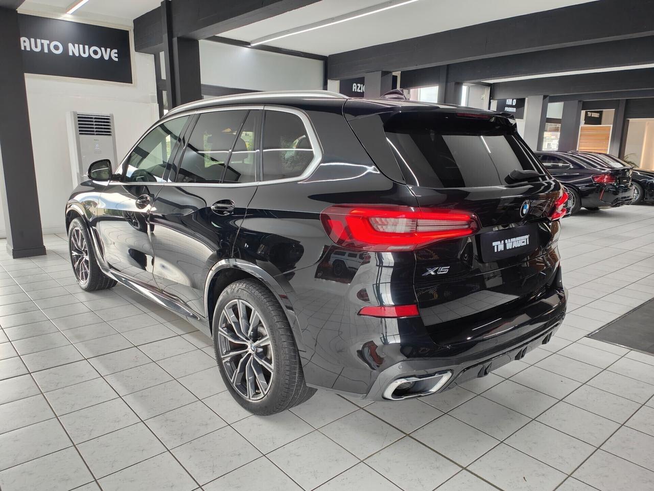 Bmw X5 xDrive30d 48V Msport * 32.000 KM *