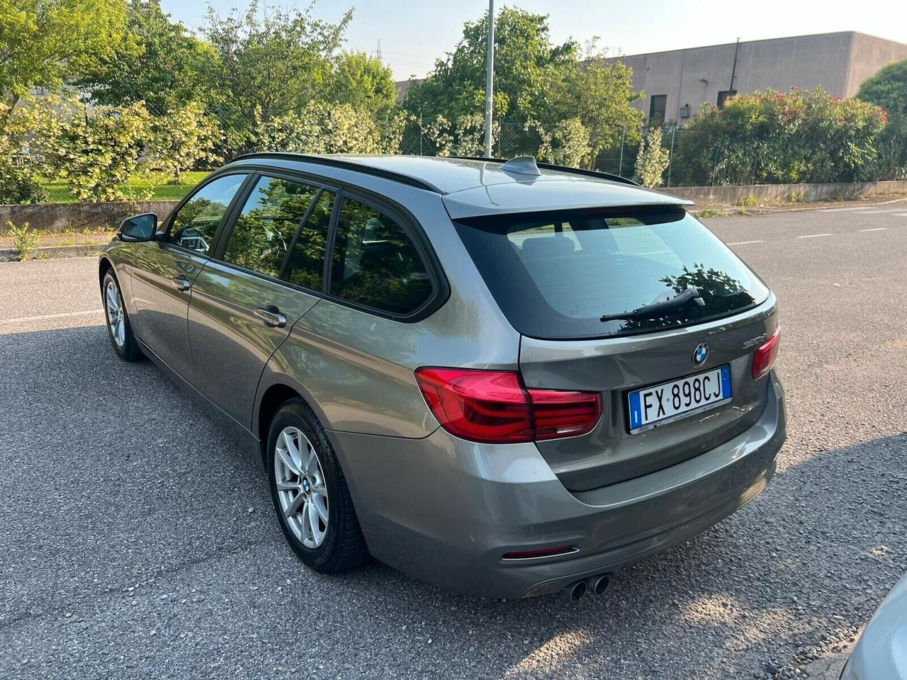 Bmw 318 318d Touring Business Advantage aut.