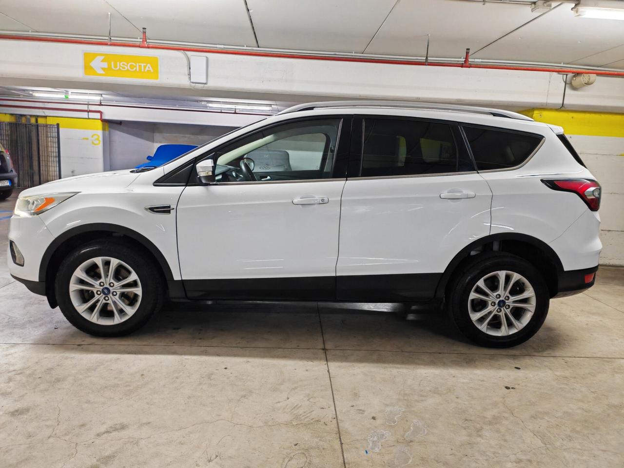 Ford Kuga 1.5 TDCI 120 CV SPETTACOLARE FULL OPTIONAL