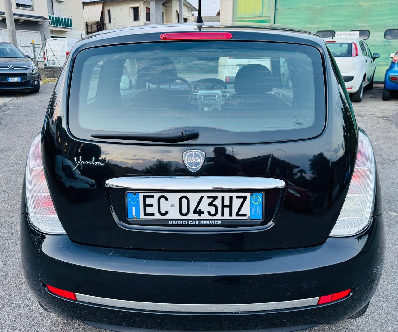 Lancia Ypsilon 1.2 Versus