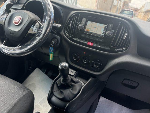 FIAT Doblo' Maxi DOPPIA PORTA CON SCAFFALATURA