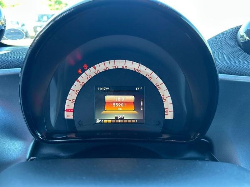 smart fortwo III 2015 1.0 Passion 71cv twinamic my18