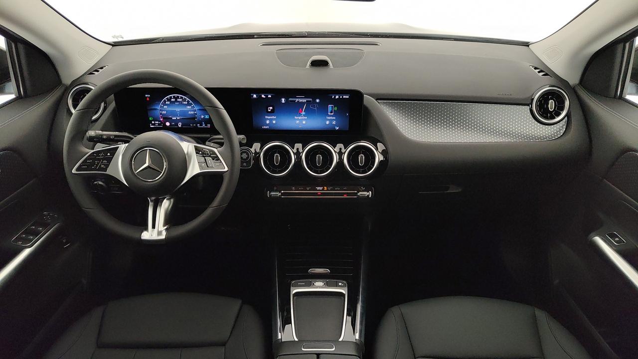 Mercedes-Benz GLA 200 d automatic