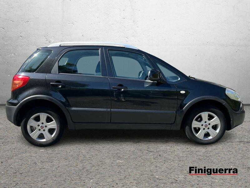 FIAT Sedici 1.9 MJT 4x4 Dynamic