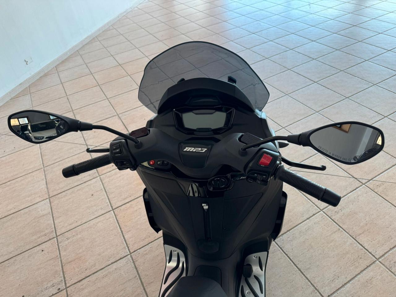 PIAGGIO MP3 310 TRICICLO 31 KM