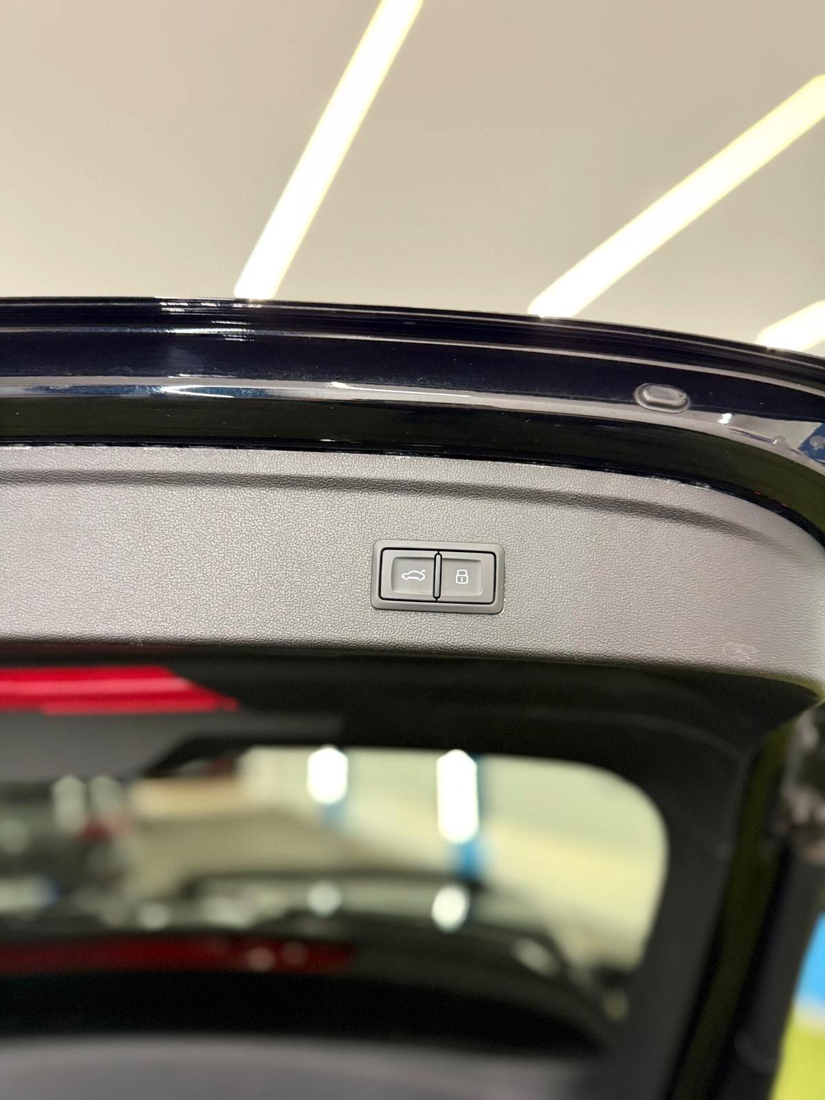 Audi A3 RS 3 SPB TFSI quattro S tronic