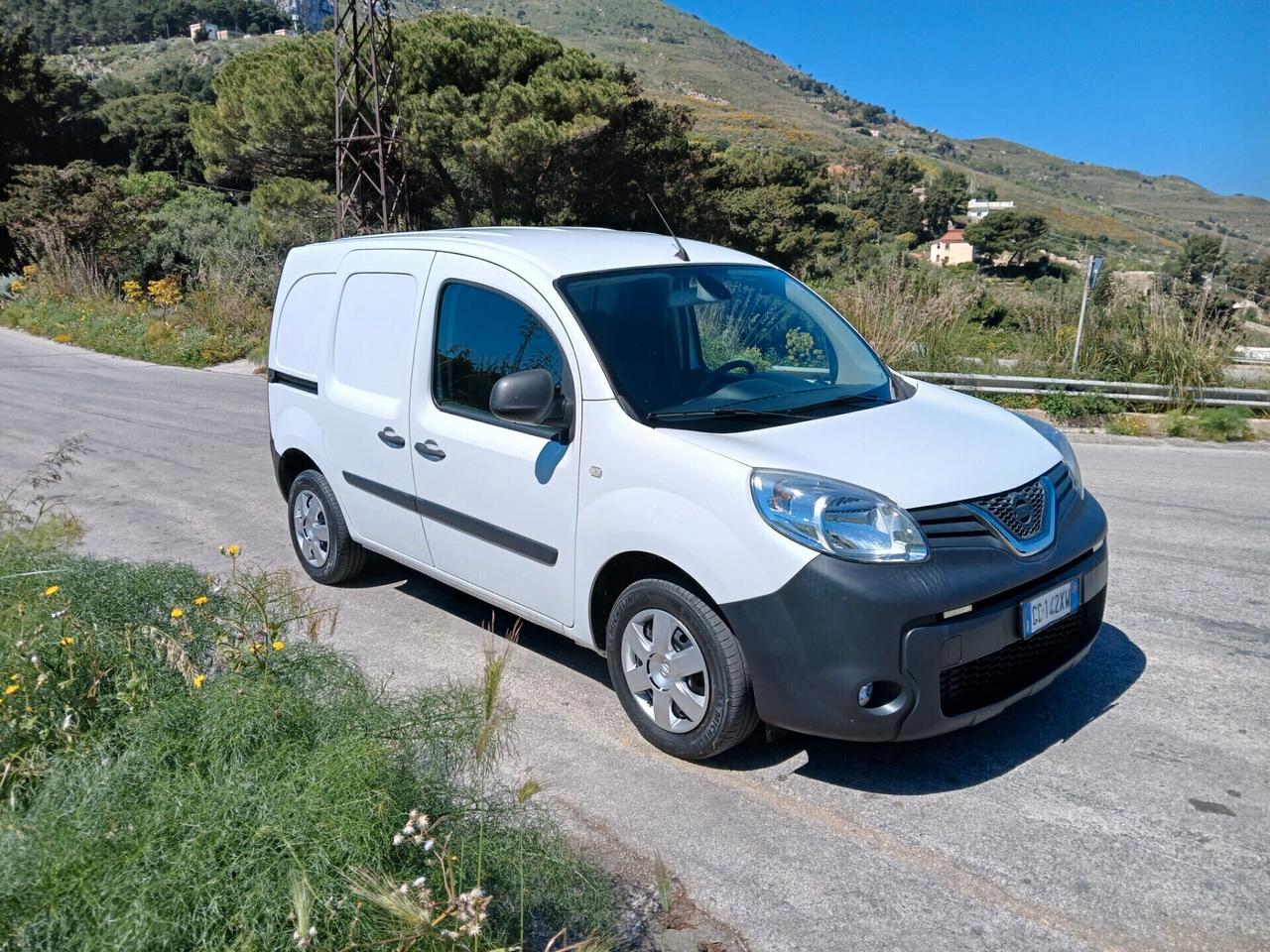 Nissan NV 250 Diesel Iva Compresa