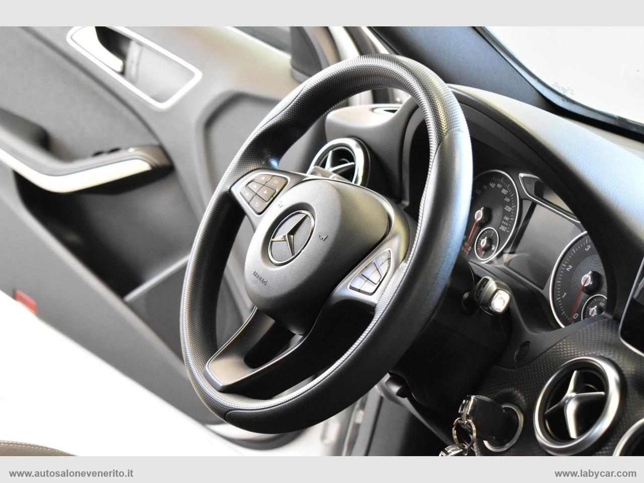 MERCEDES-BENZ A 180 d Automatic Executive