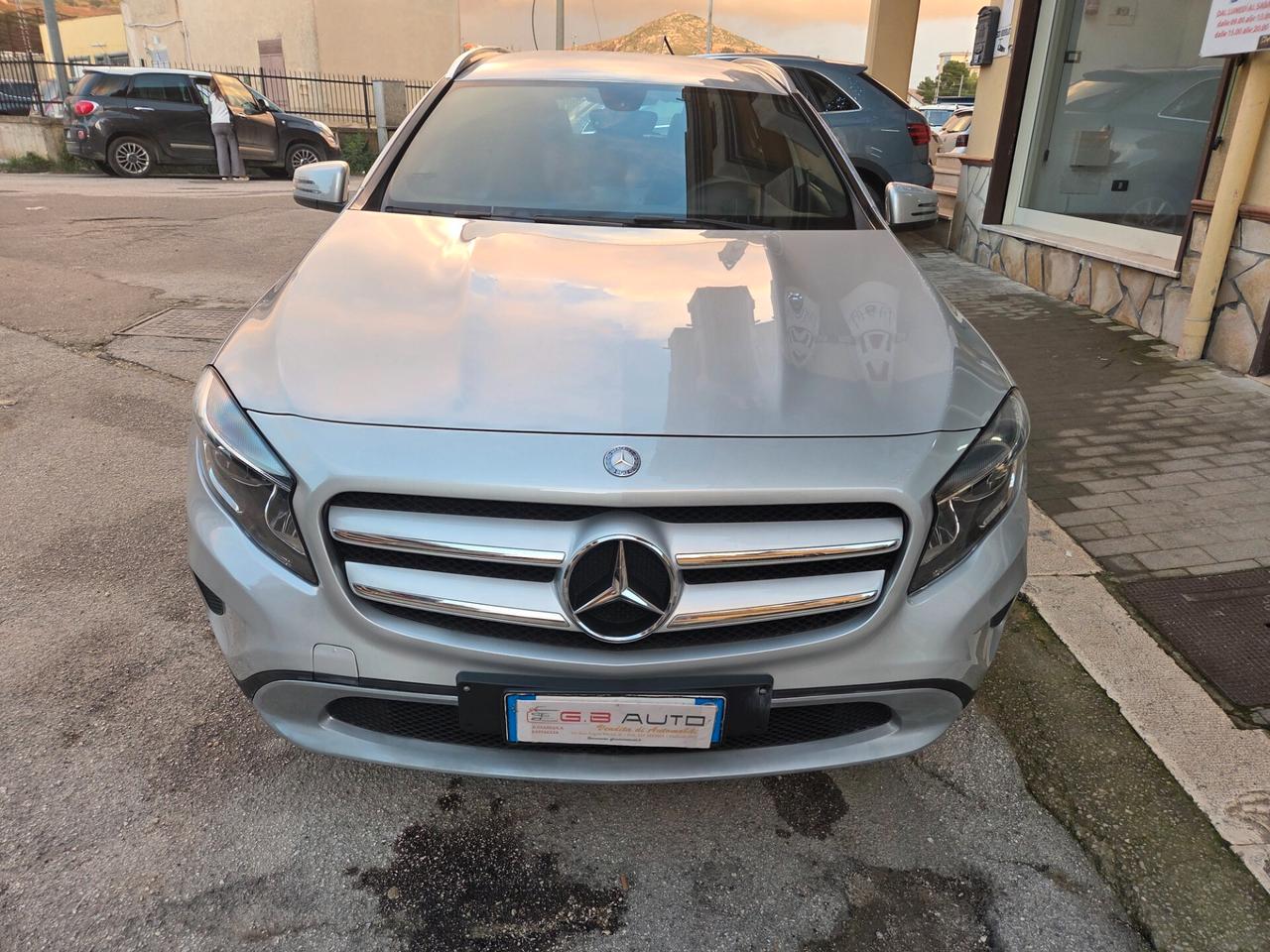 MERCEDES GLA 2.2 136 CV SOLI 100000 KM CERTIFICATI
