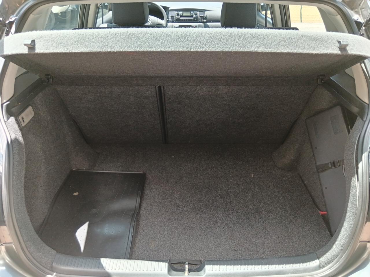 Toyota Corolla 1.4 VVT-I 97CV NUOVISSIMA