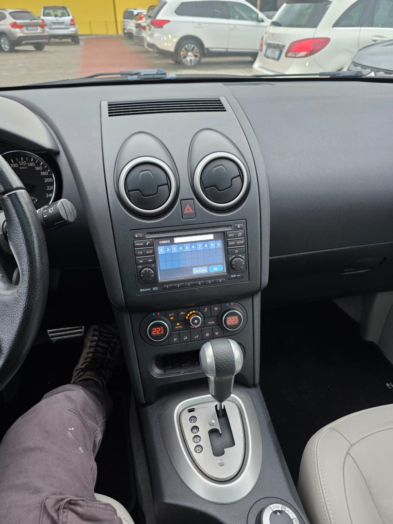 Nissan Qashqai Qashqai+2 2.0 dCi DPF 4WD aut. n-tec