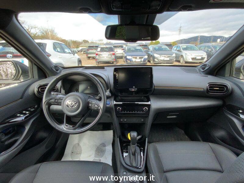 Toyota Yaris Cross 1.5 Hybrid 5p. E-CVT AWD-i Premiere