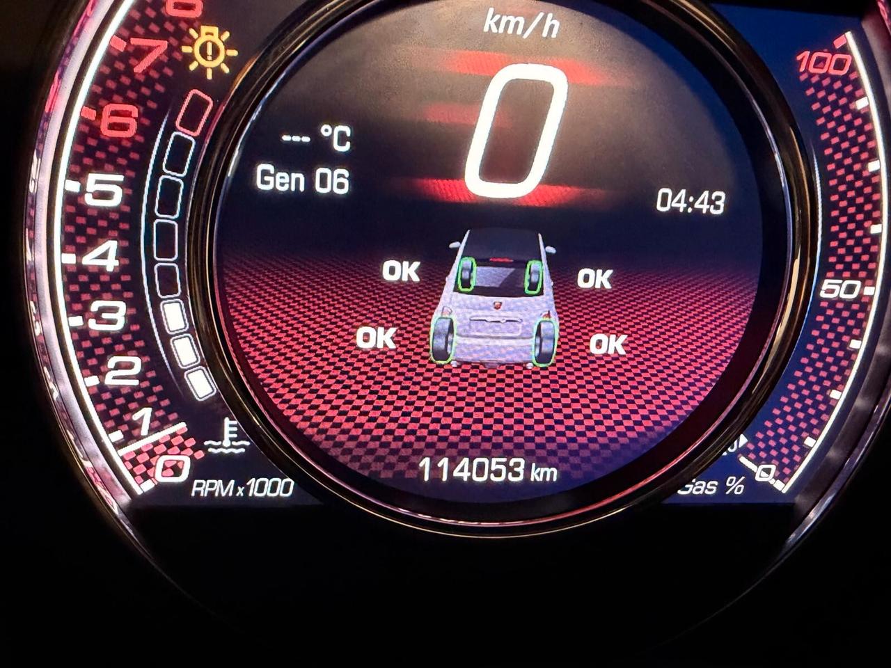 Abarth 595 1.4 Turbo T-Jet 180 CV Competizione