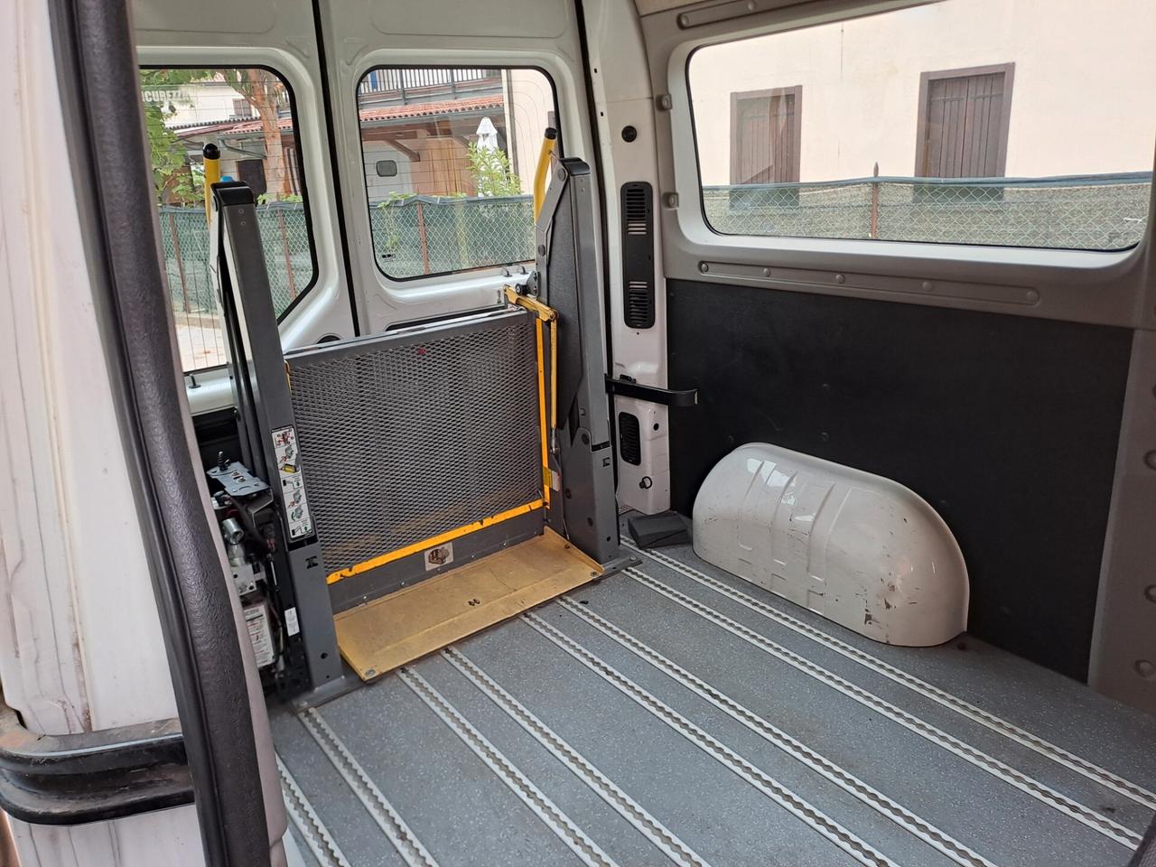 Renault Master T30 2.3 dCi/125 PC-TN Combi QS E5