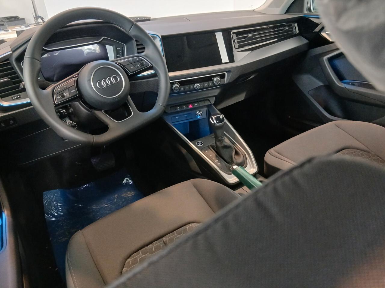 Audi A1 SPB 30 TFSI S tronic Identity Black NUOVA tua per € 312 mese