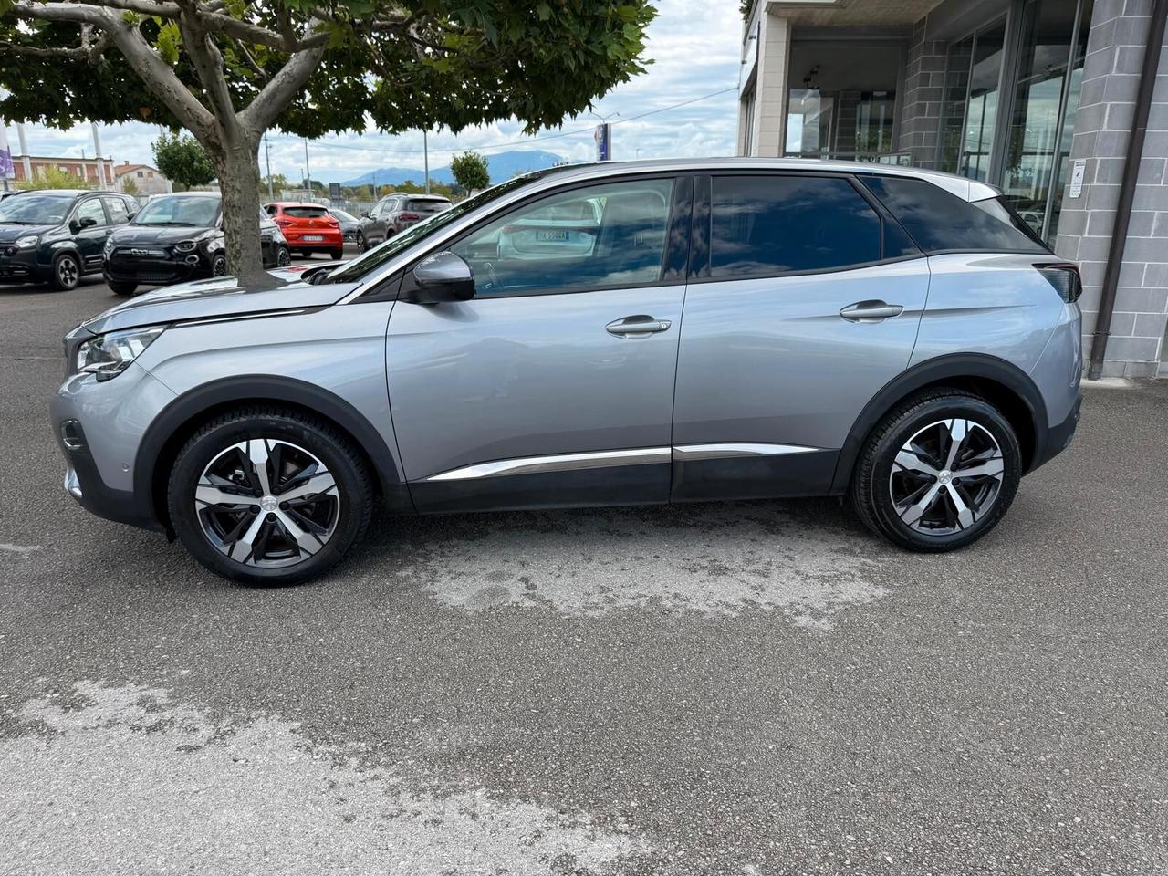 Peugeot 3008 BlueHDi 130 S&S EAT8 Allure