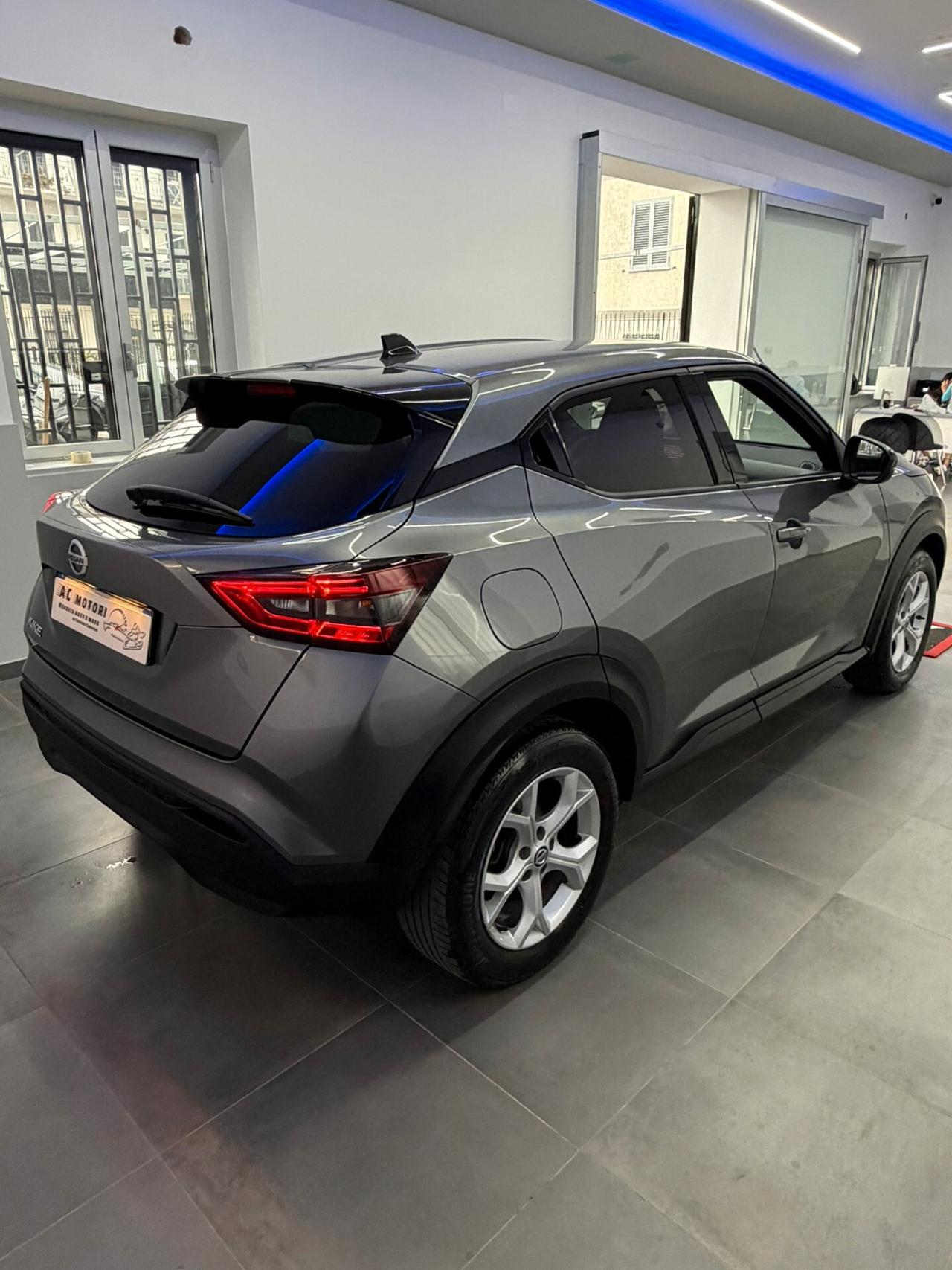 Nissan Juke 1.0 DIG-T 117 CV N-Connecta