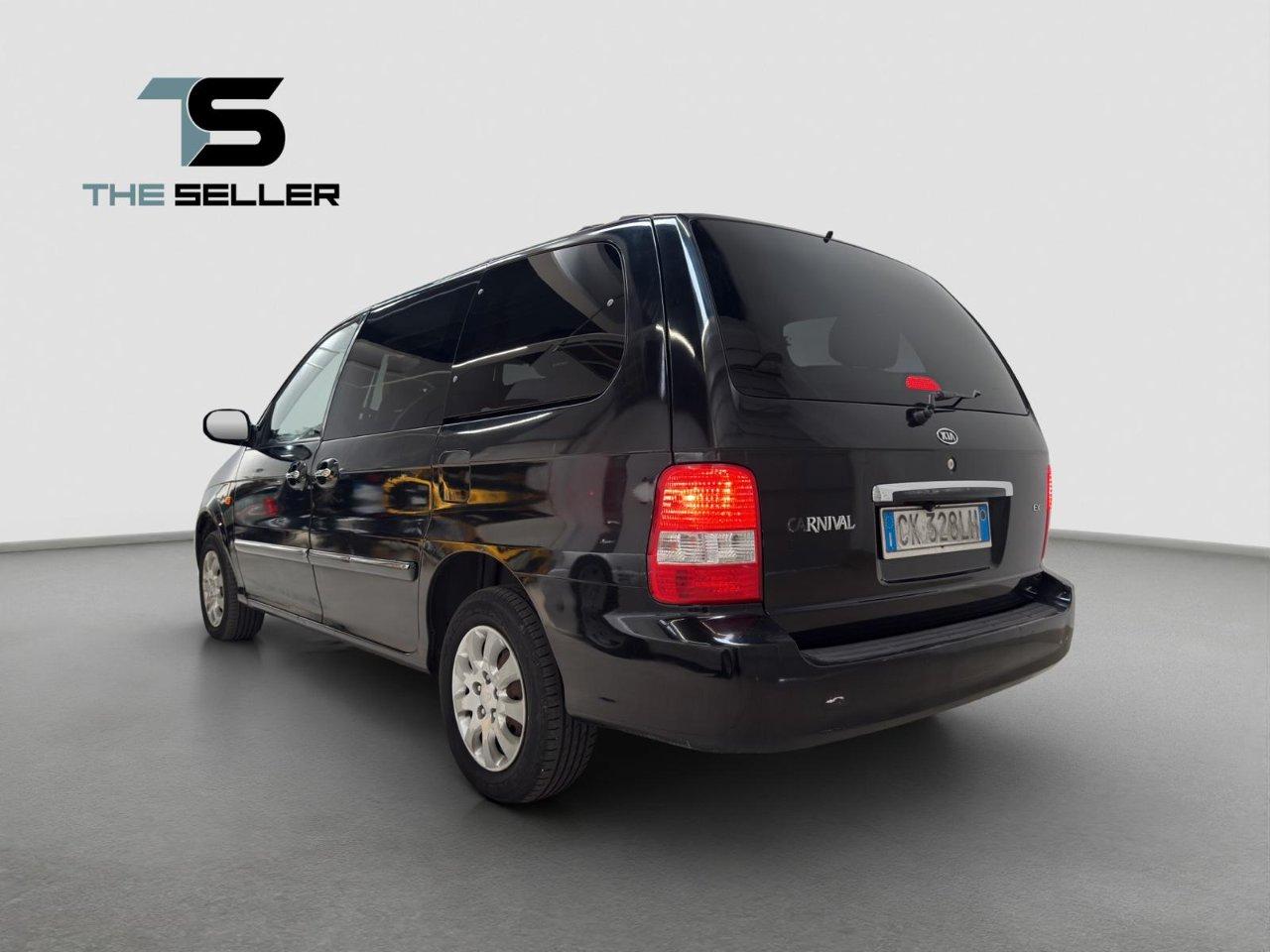 Kia Carnival 2.9 crdi 16v EX Top s/CL