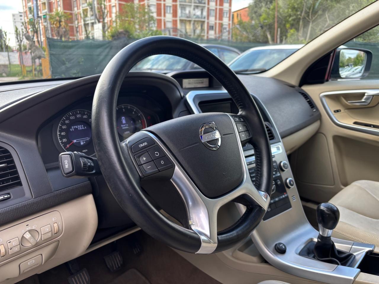 Volvo XC 60 D5 AWD Momentum