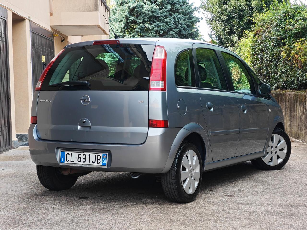 Opel Meriva 1.6 BENZINA 100cv COSMO / Neop.