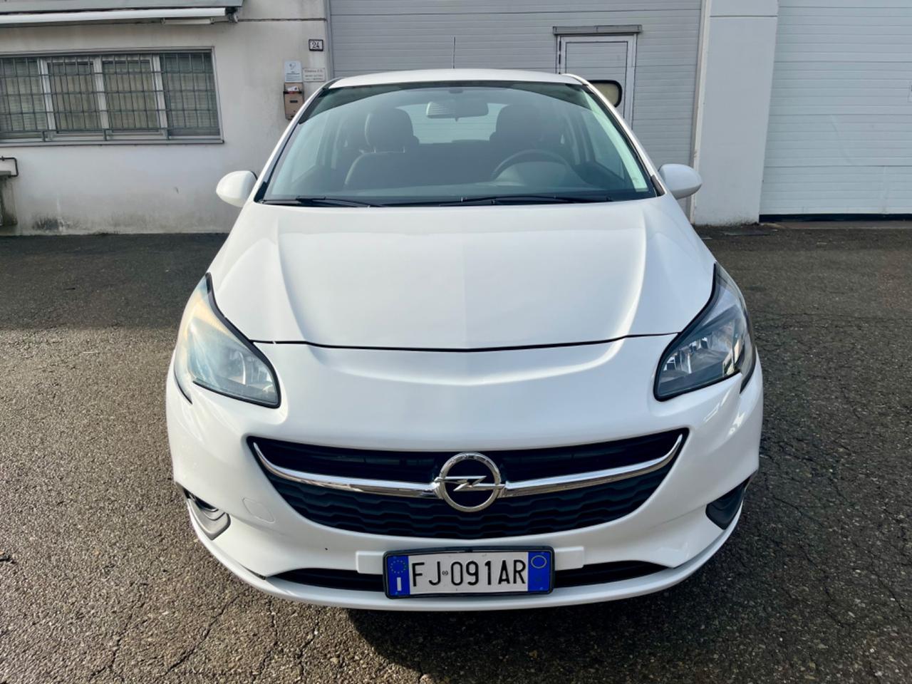 Opel Corsa 1.4GPL 122.000km 2017 per neopatentati