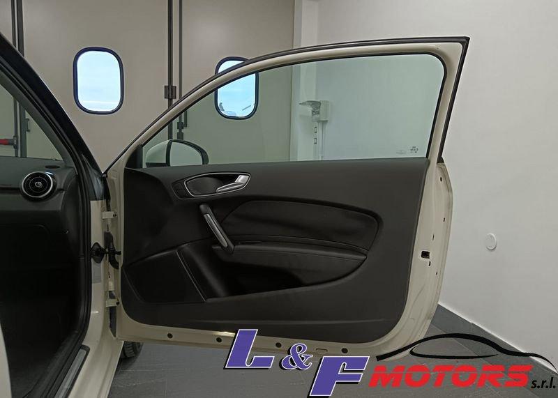 Audi A1 A1 1.6 TDI 105 CV Attraction