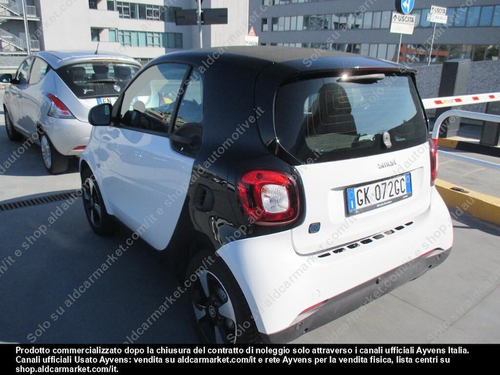 Smart ForTwo EQ PASSION **CARICA RAPIDA**NAV+PDC+LED+TEL+CRUISE
