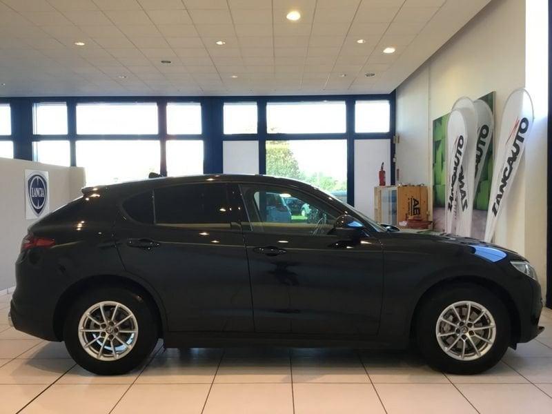 Alfa Romeo Stelvio 2.2 Turbodiesel 160 CV AT8 RWD Business