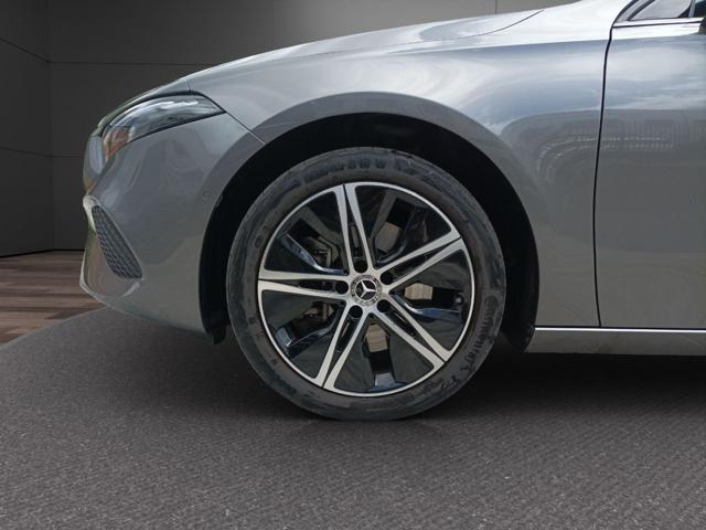 MERCEDES-BENZ A 250 e hybrid EQ progressive line advanced plus