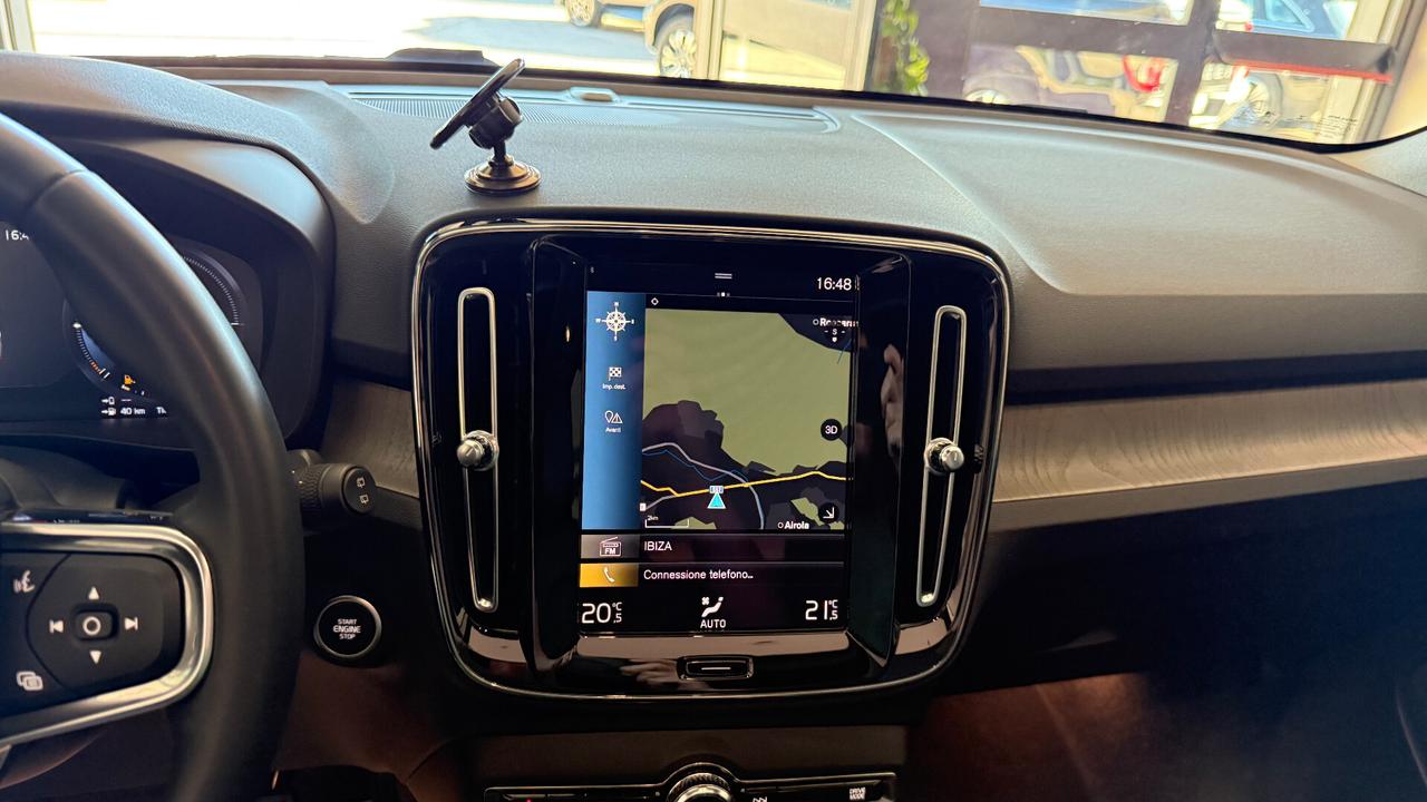 Volvo XC40 T5 Recharge Plug-in Hybrid Inscription Expression