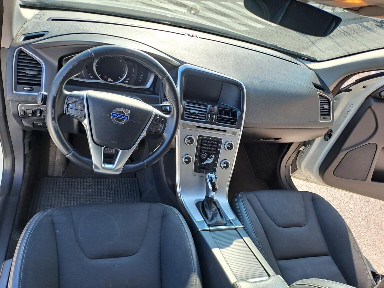 Volvo XC 60 XC60 D3 Geartronic Kinetic