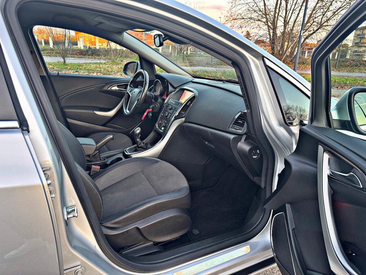 Opel Astra 1.7 CDTI 125CV Sports Tourer Cosmo