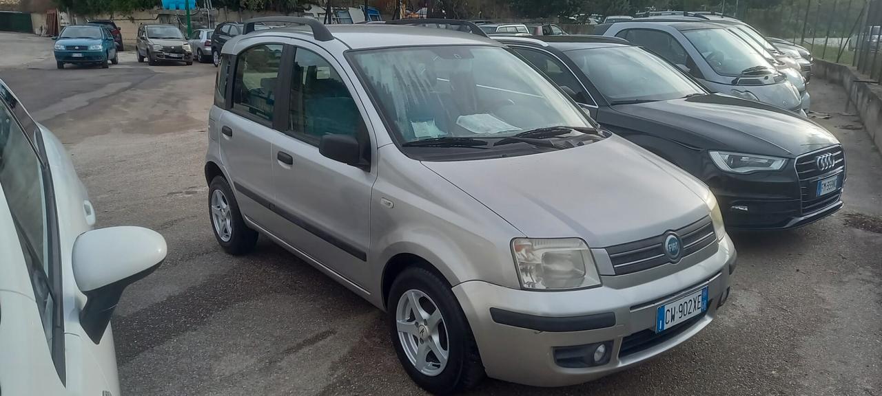 Fiat Panda 1.2 - CAMBIO AUTOMATICO