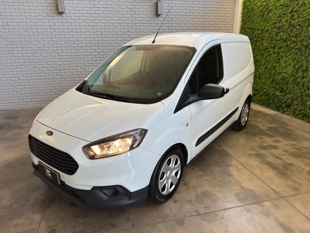 Ford Transit Courier 1.5 TDCi 75CV Van Trend